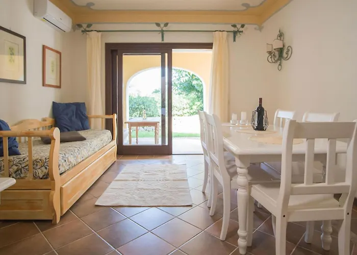 Bilo 4 Premium * Порто-Черво